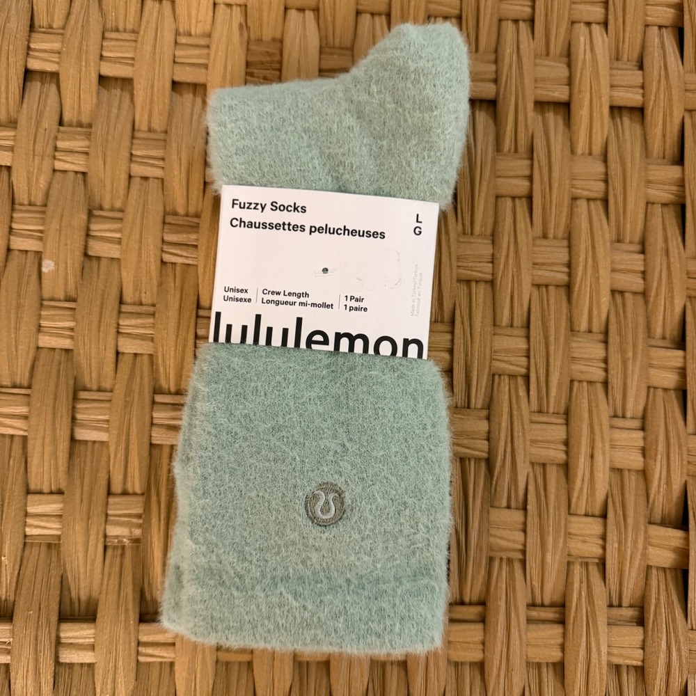 Lululemon Fuzzy Socks Jade Grey‎ Crew Length Unisex Large NEW Cozy